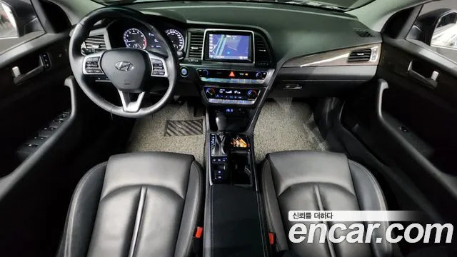 2019 Hyundai Sonata New Rise 2.0 Modern Sold VIN KMHE341CBKA485709 – exterior detail 2019 Hyundai Sonata New Rise 2.0 Modern Sold VIN KMHE341CBKA485709 – exterior detail