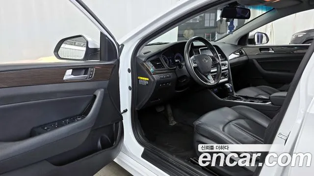 2019 Hyundai Sonata New Rise 2.0 Modern Sold VIN KMHE341CBKA547313 – exterior detail