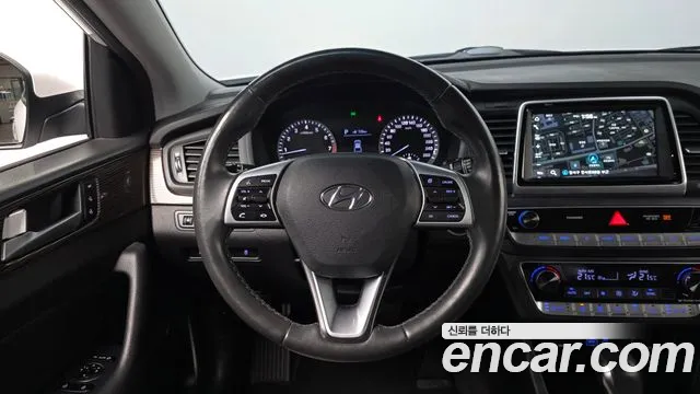 2019 Hyundai Sonata New Rise 2.0 Modern Sold VIN KMHE341CBKA555895 – dashboard 2019 Hyundai Sonata New Rise 2.0 Modern Sold VIN KMHE341CBKA555895 – dashboard
