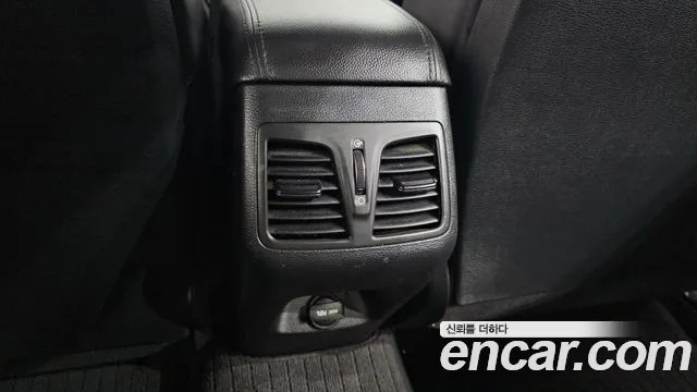 2017 Hyundai LF Sonata LPI Smart Sold VIN KMHE341DBHA320477 – interior seats