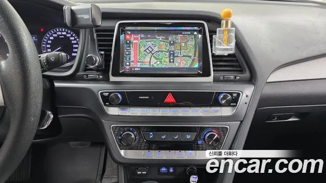 2019 Hyundai Sonata New Rise Lpi Taxi Sold VIN KMHE341DBKA509623 – front exterior