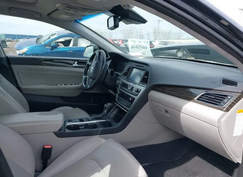 2016 HYUNDAI Sonata VIN KMHE34L12GA026365