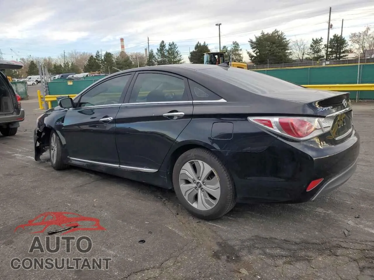 2013 HYUNDAI SONATA Damaged VIN KMHEC4A43DA083294 – rear exterior