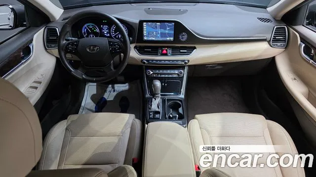 2019 Hyundai Grandeur IG Hybrid Premium Sold VIN KMHF1413BKA035654 – undercarriage