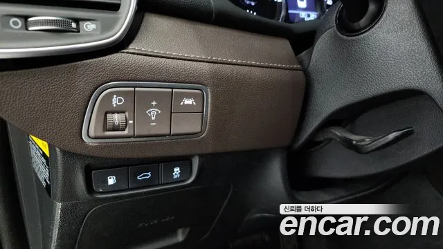 2019 Hyundai Grandeur Ig Hybrid Premium Sold VIN KMHF1413BKA046800 – front exterior