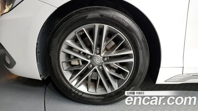 2017 Hyundai Grandeur IG 2.4 Premium VIN KMHF141CBHA006920