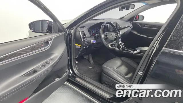 2017 Hyundai Grandeur IG 2.4 Modern Sold VIN KMHF141CBHA036977 – rear exterior
