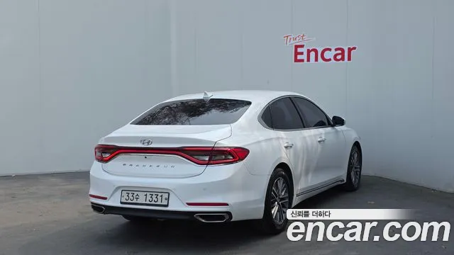 2017 Hyundai Grandeur IG 2.4 Premium Sold VIN KMHF141CBHA037997 – undercarriage