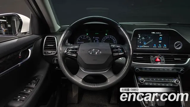 2018 Hyundai Grandeur IG 2.4 Premium Sold VIN KMHF141CBJA047512 – photo 12
