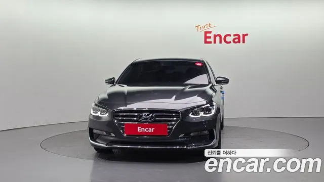 2018 Hyundai Grandeur IG 2.4 Premium Sold VIN KMHF141CBJA062925 – front exterior 2018 Hyundai Grandeur IG 2.4 Premium Sold VIN KMHF141CBJA062925 – front exterior