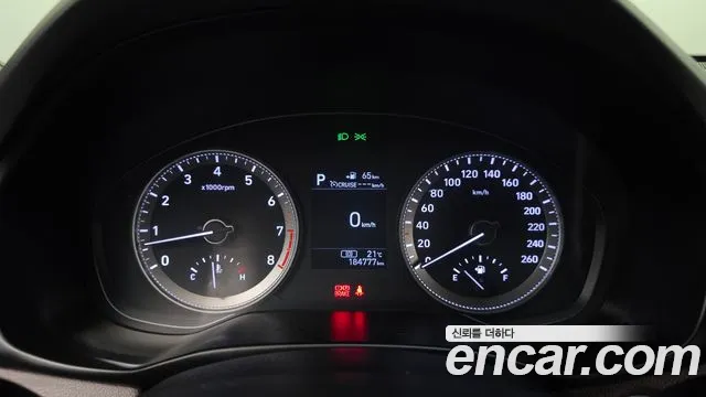 2018 Hyundai Grandeur IG 2.4 Premium Sold VIN KMHF141CBJA062925 – interior seats 2018 Hyundai Grandeur IG 2.4 Premium Sold VIN KMHF141CBJA062925 – interior seats