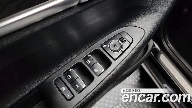 2018 Hyundai Grandeur IG 2.4 Modern Sold VIN KMHF141CBJA073488 – trunk area