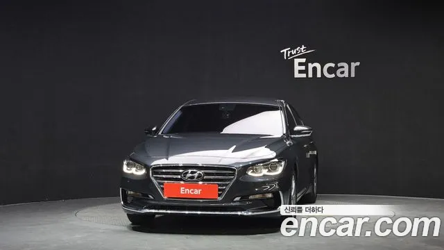 2018 Hyundai Grandeur Ig 2.4 Premium Sold VIN KMHF141CBJA086994 – front exterior