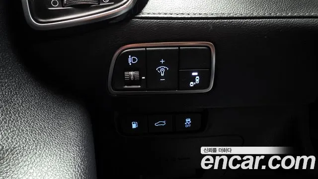 2018 Hyundai Grandeur IG 2.4 Premium Sold VIN KMHF141CBJA112320 – exterior detail