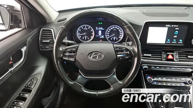 2018 Hyundai Grandeur IG 2.4 Premium Sold VIN KMHF141CBJA114802 – photo 18