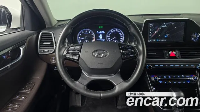 2018 Hyundai Grandeur IG 2.4 Modern Sold VIN KMHF141CBJA129894 – undercarriage