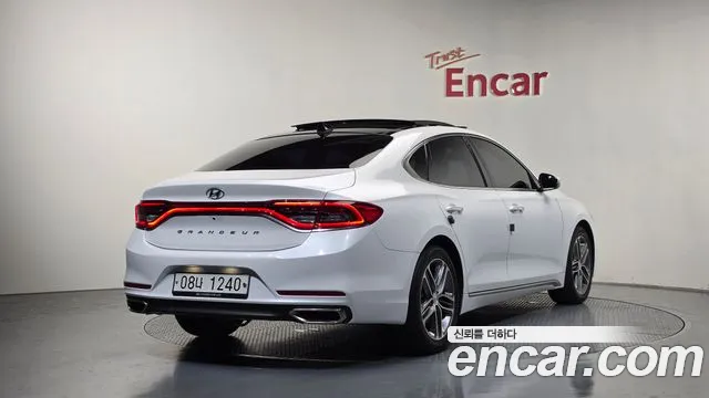 2018 Hyundai Grandeur IG 2.4 Premium Sold VIN KMHF141CBJA141843 – photo 19