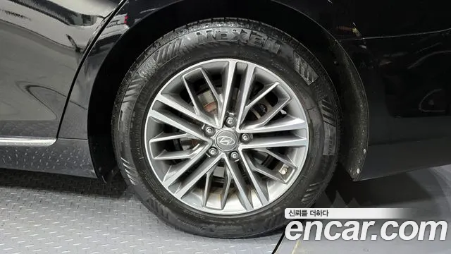 2018 Hyundai Grandeur IG 2.4 Premium Sold VIN KMHF141CBJA145359 – photo 28