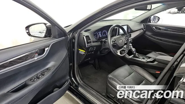 2018 Hyundai Grandeur IG 2.4 Premium Sold VIN KMHF141CBJA165230 – side profile