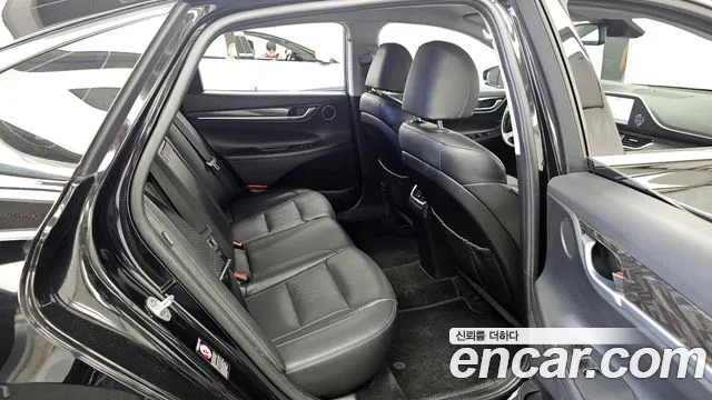 2018 Hyundai Grandeur IG 2.4 Premium Sold VIN KMHF141CBJA165230 – engine bay