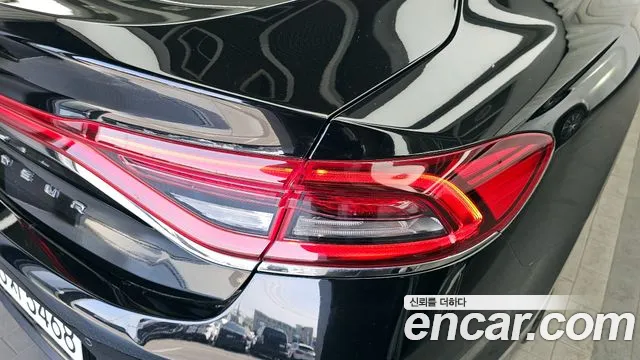 2018 Hyundai Grandeur IG 2.4 Premium Sold VIN KMHF141CBJA165230 – photo 18