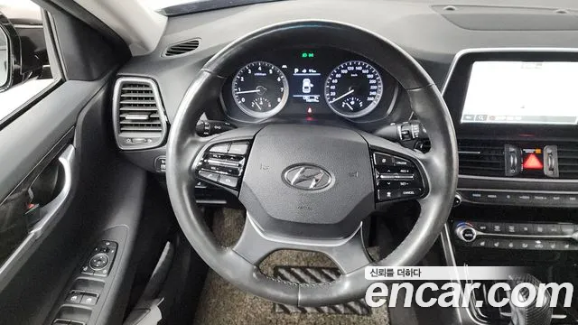 2018 Hyundai Grandeur IG 2.4 Premium Sold VIN KMHF141CBJA167137 – dashboard
