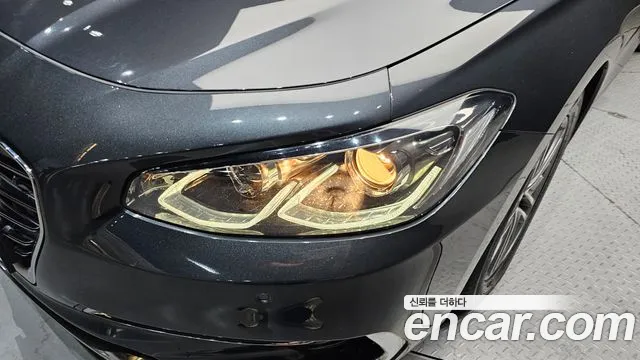 2018 Hyundai Grandeur IG 2.4 Modern Sold VIN KMHF141CBJA167478 – side profile