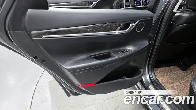 2019 Hyundai Grandeur IG 2.4 Premium Sold VIN KMHF141CBKA188259 – photo 29 2019 Hyundai Grandeur IG 2.4 Premium Sold VIN KMHF141CBKA188259 – photo 29