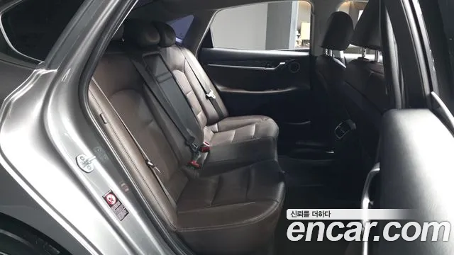 2019 Hyundai Grandeur IG 2.4 Premium Sold VIN KMHF141CBKA191616 – photo 15