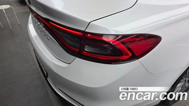 2019 Hyundai Grandeur IG 2.4 Premium Sold VIN KMHF141CBKA199851 – undercarriage