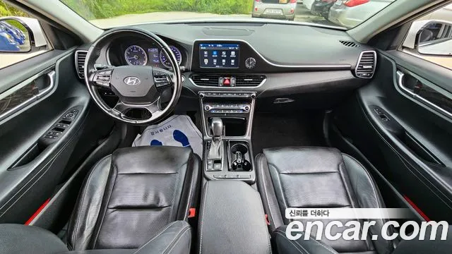 2019 Hyundai Grandeur IG 2.4 Premium Sold VIN KMHF141CBKA204737 – photo 16