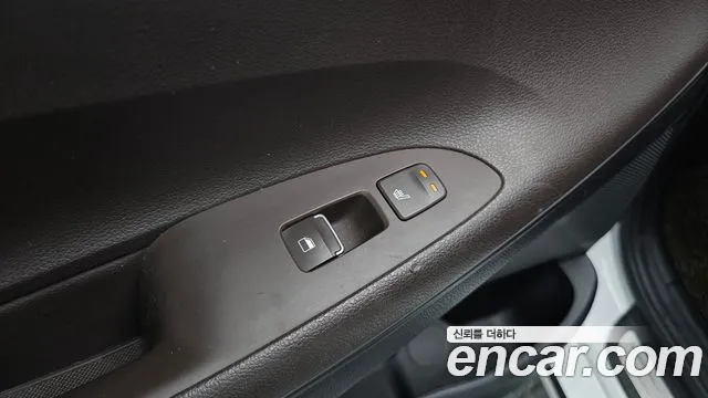 2019 Hyundai Grandeur Ig 2.4 Premium Sold VIN KMHF141CBKA206647 – front exterior