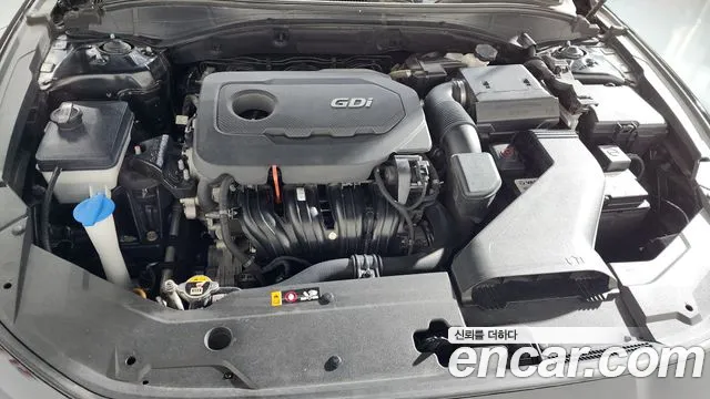 2019 Hyundai Grandeur IG 2.4 Premium Sold VIN KMHF141CBKA219425 – interior seats