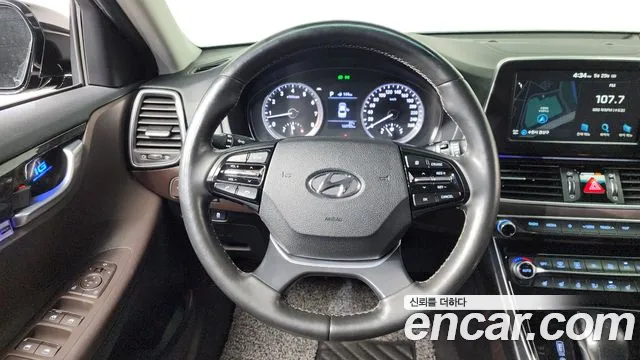 2019 Hyundai Grandeur IG 2.4 Premium Sold VIN KMHF141CBKA219425 – undercarriage