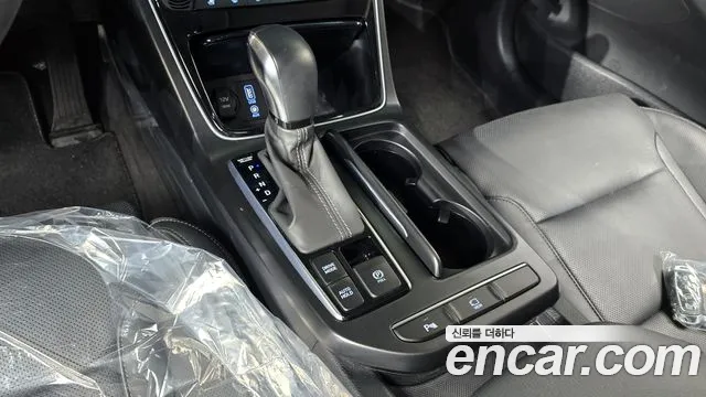 2019 Hyundai Grandeur IG 2.4 Premium Sold VIN KMHF141CBKA238696 – engine bay