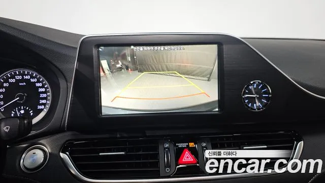 2019 Hyundai Grandeur Ig 2.4 Premium Sold VIN KMHF141CBKA249084 – front exterior 2019 Hyundai Grandeur Ig 2.4 Premium Sold VIN KMHF141CBKA249084 – front exterior