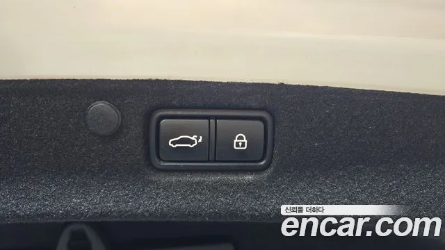 2019 Hyundai Grandeur IG 2.4 Premium Sold VIN KMHF141CBKA249361 – interior seats