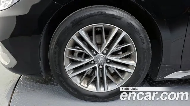 2019 Hyundai Grandeur IG 2.4 Premium Sold VIN KMHF141CBKA254549 – trunk area 2019 Hyundai Grandeur IG 2.4 Premium Sold VIN KMHF141CBKA254549 – trunk area