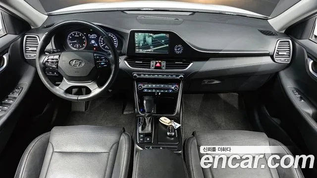 2019 Hyundai Grandeur IG 2.4 Premium Sold VIN KMHF141CBKA254803 – undercarriage