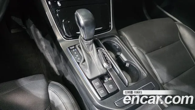2019 Hyundai Grandeur IG 2.4 Premium Sold VIN KMHF141CBKA264346 – side profile