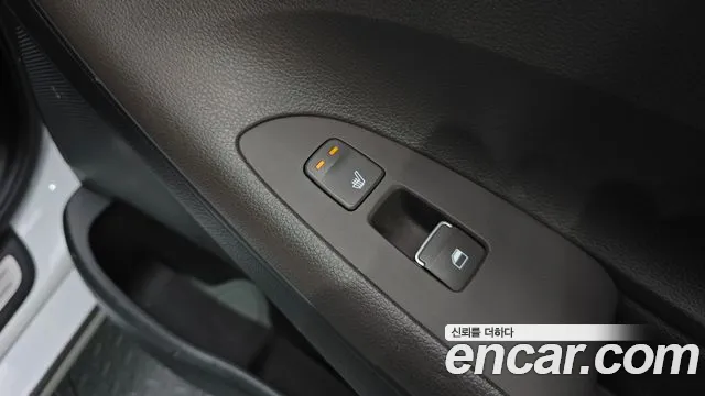 2019 Hyundai Grandeur IG 2.4 Premium Sold VIN KMHF141CBKA270386 – trunk area