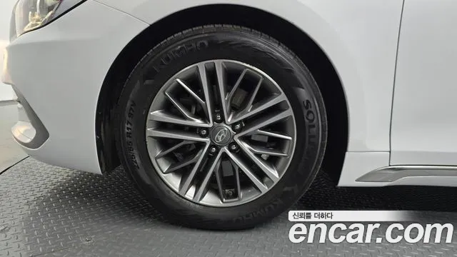 2019 Hyundai Grandeur IG 2.4 Premium Sold VIN KMHF141CBKA270386 – odometer reading
