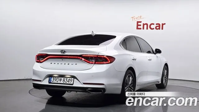 2019 Hyundai Grandeur IG 2.4 Premium Sold VIN KMHF141CBKA270386 – photo 17