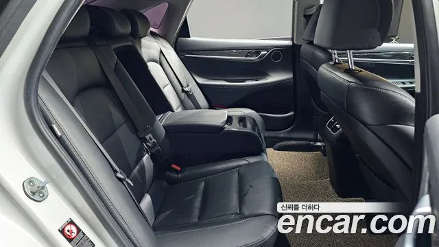 2019 Hyundai Grandeur IG 2.4 Premium Sold VIN KMHF141CBKA270944 – photo 11 2019 Hyundai Grandeur IG 2.4 Premium Sold VIN KMHF141CBKA270944 – photo 11