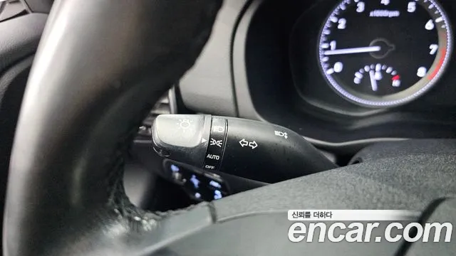2019 Hyundai Grandeur IG 2.4 Premium Sold VIN KMHF141CBKA273808 – interior seats