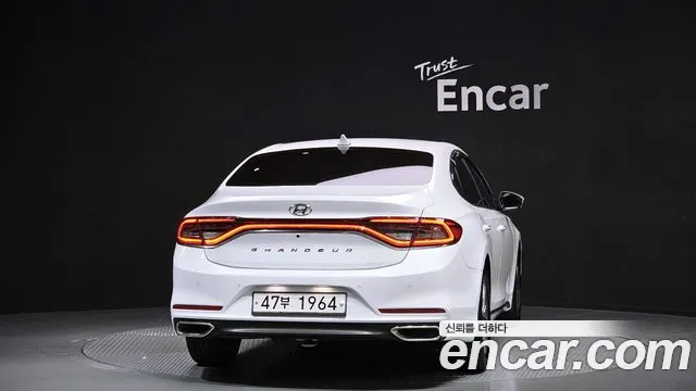 2019 Hyundai Grandeur IG 2.4 Premium Sold VIN KMHF141CBKA273808 – photo 17