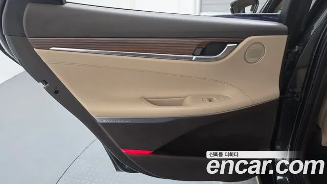2019 Hyundai Grandeur IG 2.4 Premium Sold VIN KMHF141CBKA280218 – photo 14 2019 Hyundai Grandeur IG 2.4 Premium Sold VIN KMHF141CBKA280218 – photo 14