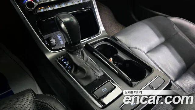 2019 Hyundai Grandeur IG 2.4 Modern Sold VIN KMHF141CBKA296924 – photo 17 2019 Hyundai Grandeur IG 2.4 Modern Sold VIN KMHF141CBKA296924 – photo 17
