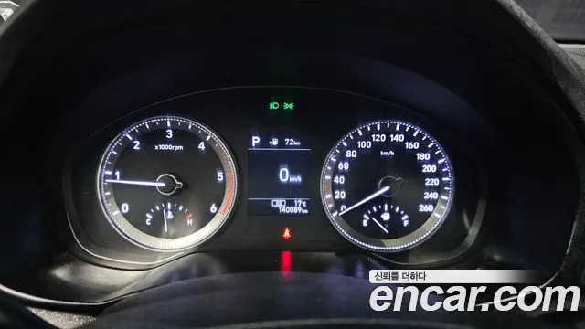 2017 Hyundai Grandeur IG 2.2 Diesel Premium Sold VIN KMHF141RBHA012962 – dashboard 2017 Hyundai Grandeur IG 2.2 Diesel Premium Sold VIN KMHF141RBHA012962 – dashboard