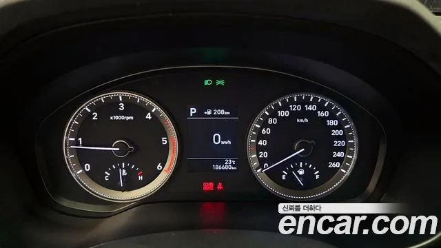 2018 Hyundai Grandeur Ig 2.2 Diesel Premium Sold VIN KMHF141RBJA068091 – front exterior